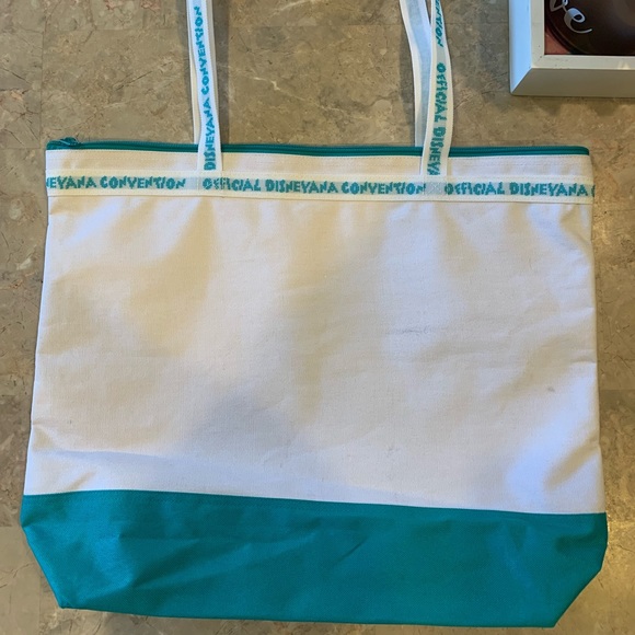 Official Disneyana Convention 2000 It’s A Small World Canvas Bag - Picture 2 of 8